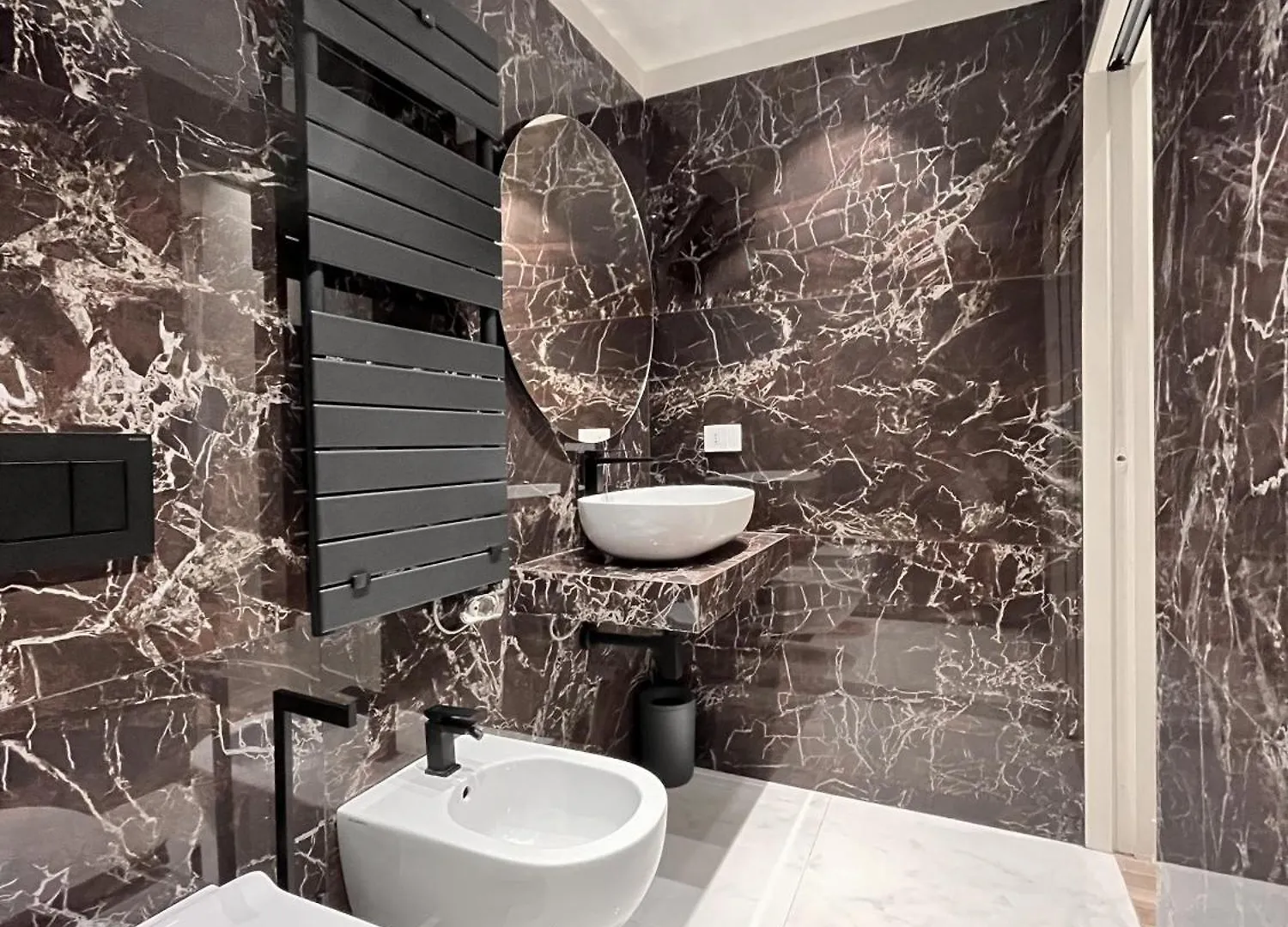 Yls Luxury Suites 2 Milan